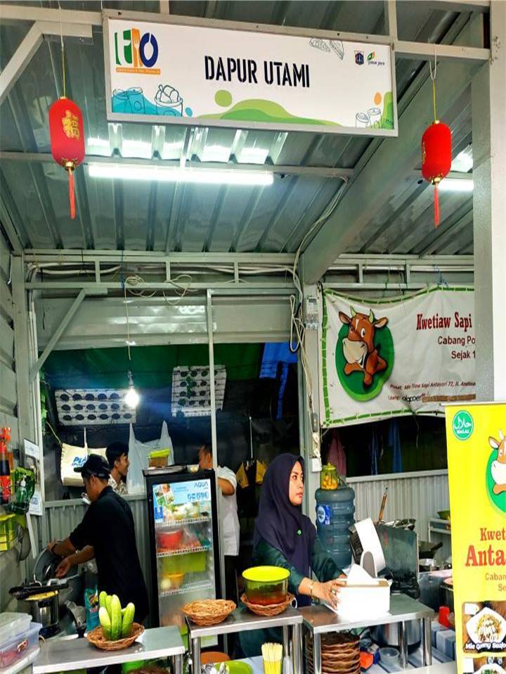 Mencoba Kuliner Pesisir Khas Marunda dari Dapur Utami 77